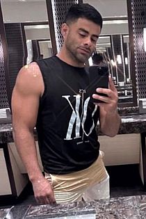 Tadeo Escort Masculino