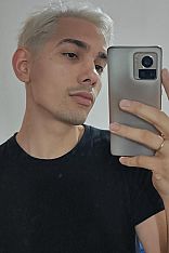 Axo Escort Masculino