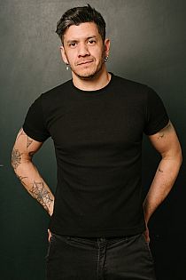 Mike Masajista Male Masseur