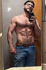 Leo Master Escort Masculino