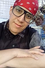 Giuliano Escort Masculino