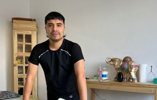 Lucas Male Masseur