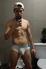 Daniel Escort Masculino