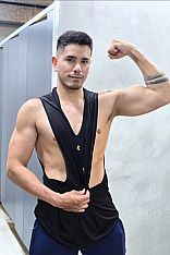 Photo #3 of Javi y Viktor