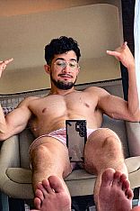 Photo #2 of Javi y Viktor