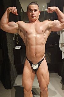 Arnold Male Escort