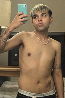 Nikito Escort Masculino