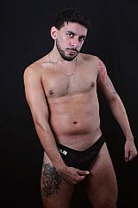 Photo #16 of Criss V.