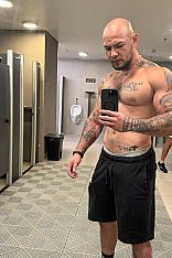 Photo #9 of Harald Borbón