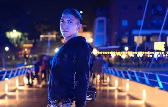 Darrel Escort Masculino