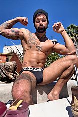 Eustranio Male Escort