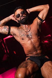 Eustranio Male Escort