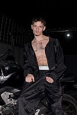 Photo #5 of Mateo André