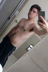 Willy RC Escort Masculino