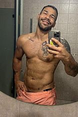 Photo #12 of Felipe