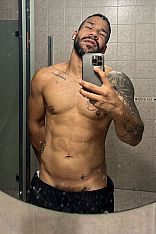 Felipe Male Escort