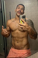 Photo #9 of Felipe