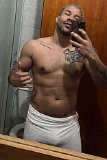 Photo #3 of Felipe