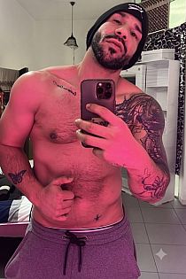 Felipe Escort Masculino