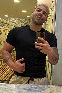 Felipe Male Escort