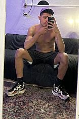 Ellier Escort Masculino