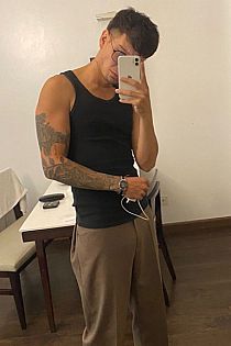 Lautaro Escort Masculino