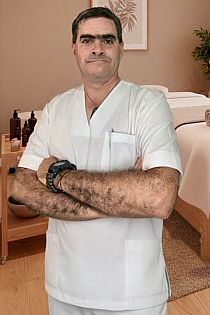 Roger Smith Male Masseur