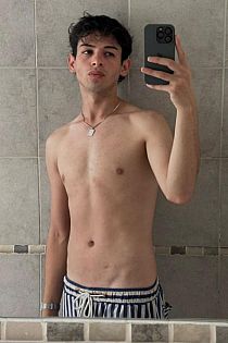 Noah Escort Masculino
