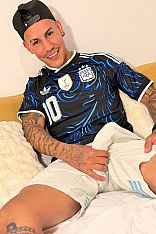 Thom Escort Masculino
