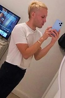 Tomás Escort Masculino