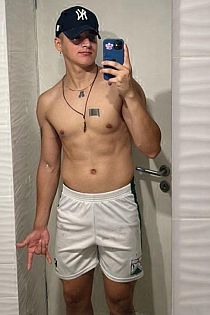 Lauty Masajista Male Escort