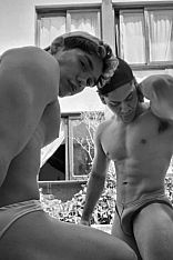 Los Gemelos Dotados Male Escort