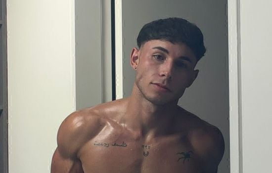 Liam Escort Masculino