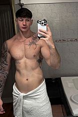 Eze Shelby Male Escort