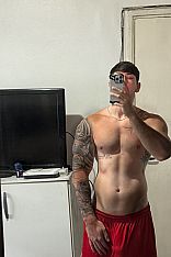 Eze Shelby Male Escort