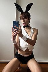 Photo #5 of Ángel S.