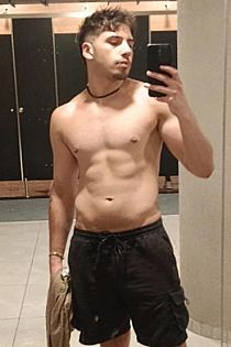 Agus Dot X. Escort Masculino