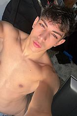 Photo #5 of Gonza Twink