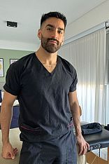 Tin Masajista Male Escort