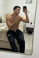 Photo #2 of Matías H.