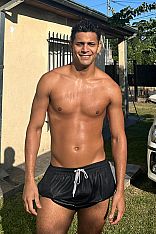 Matías H. Male Escort