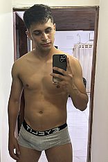 Photo #3 of Matías H.