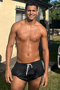 Matías H. Male Escort