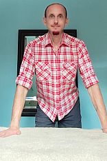 El Colo Male Masseur