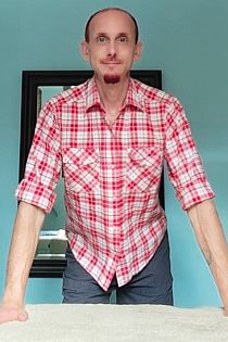 El Colo Male Masseur