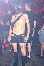 Poni 33 Escort Masculino