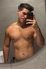 Two Guys Escort Masculino