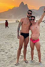 Two Guys Escort Masculino