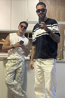 Two Guys Escort Masculino