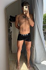 Foto #3 de Tom Varese